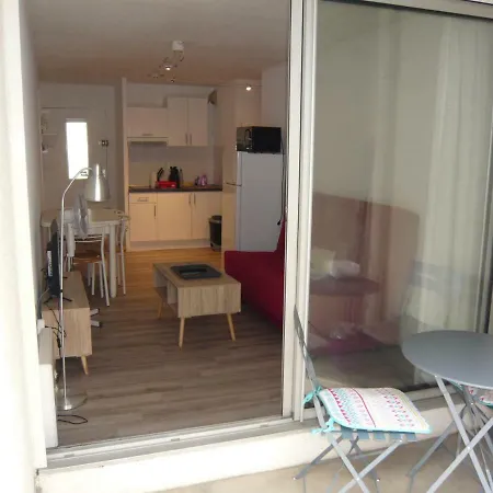 Apt Cosy Et Terrasse Διαμέρισμα *